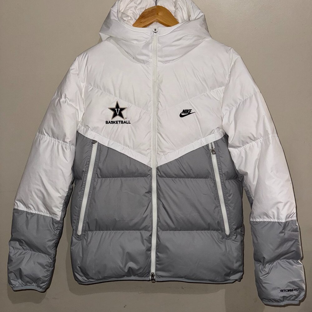 Nike Vanderbilt Commodores Team Issue PE Storm-Fit Down Puffer Jacket Mens M NEW
